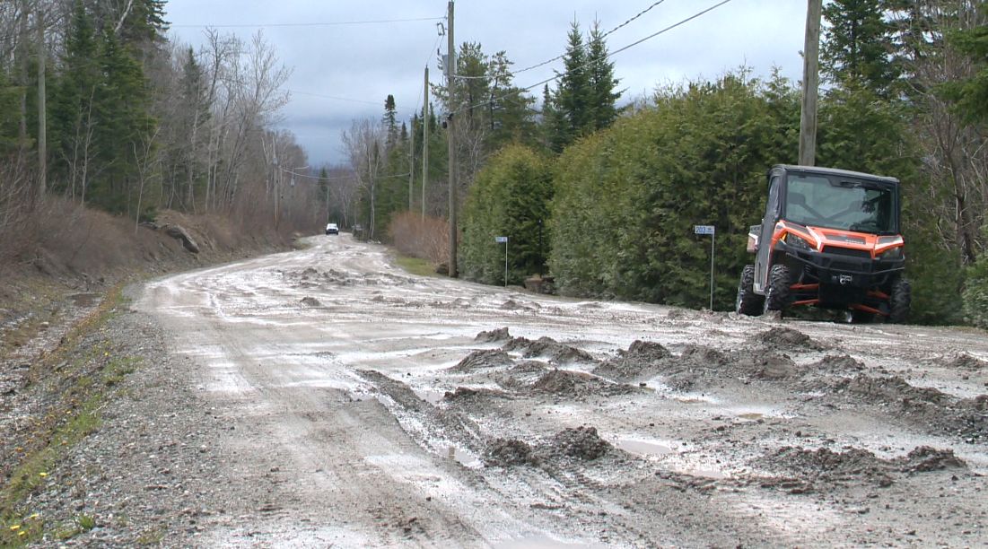 Le Chemin du Lac-Saint-François, dans la municipalité de Saint-Hubert