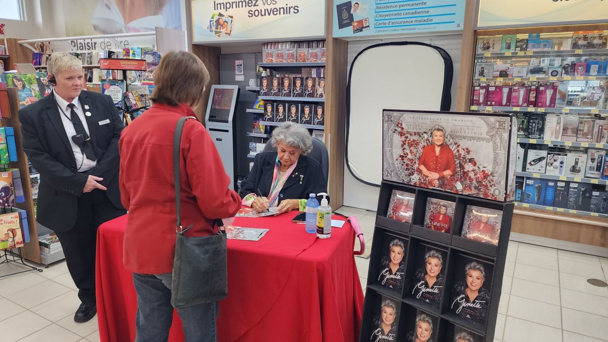 Quebec Legend Ginette Reno Enchants Fans at Book Signing Event