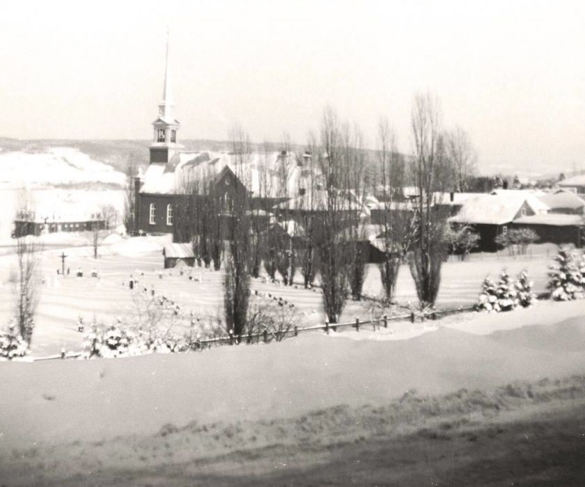 Ancien cimetière NotreDameduLac Le résultat des fouilles archéologiques dévoilé TVA CIMT CHAU