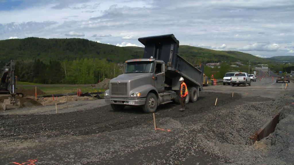 Infrastructures René Arsenault critique Fredericton TVA CIMT CHAU