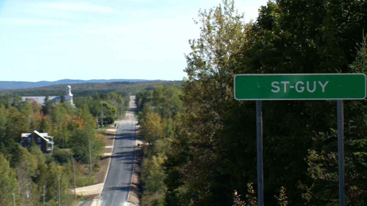 Regroupement SaintGuy et LacdesAigles la Commission municipale