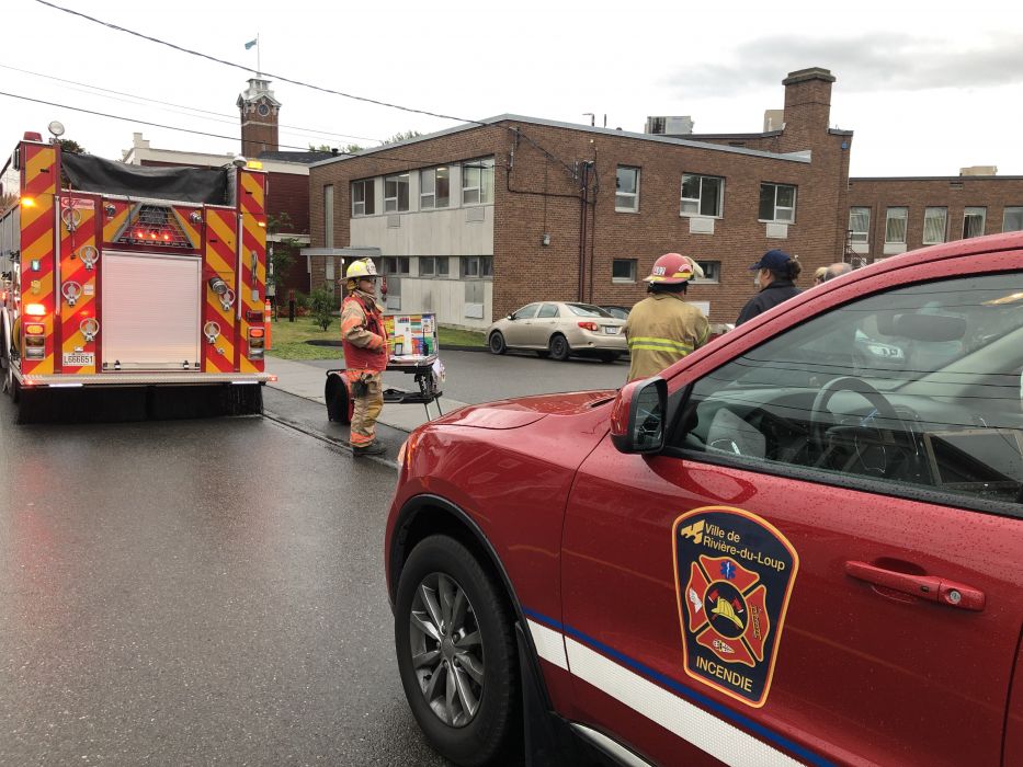 Le bureau de poste de RivièreduLoup évacué en raison d'une odeur