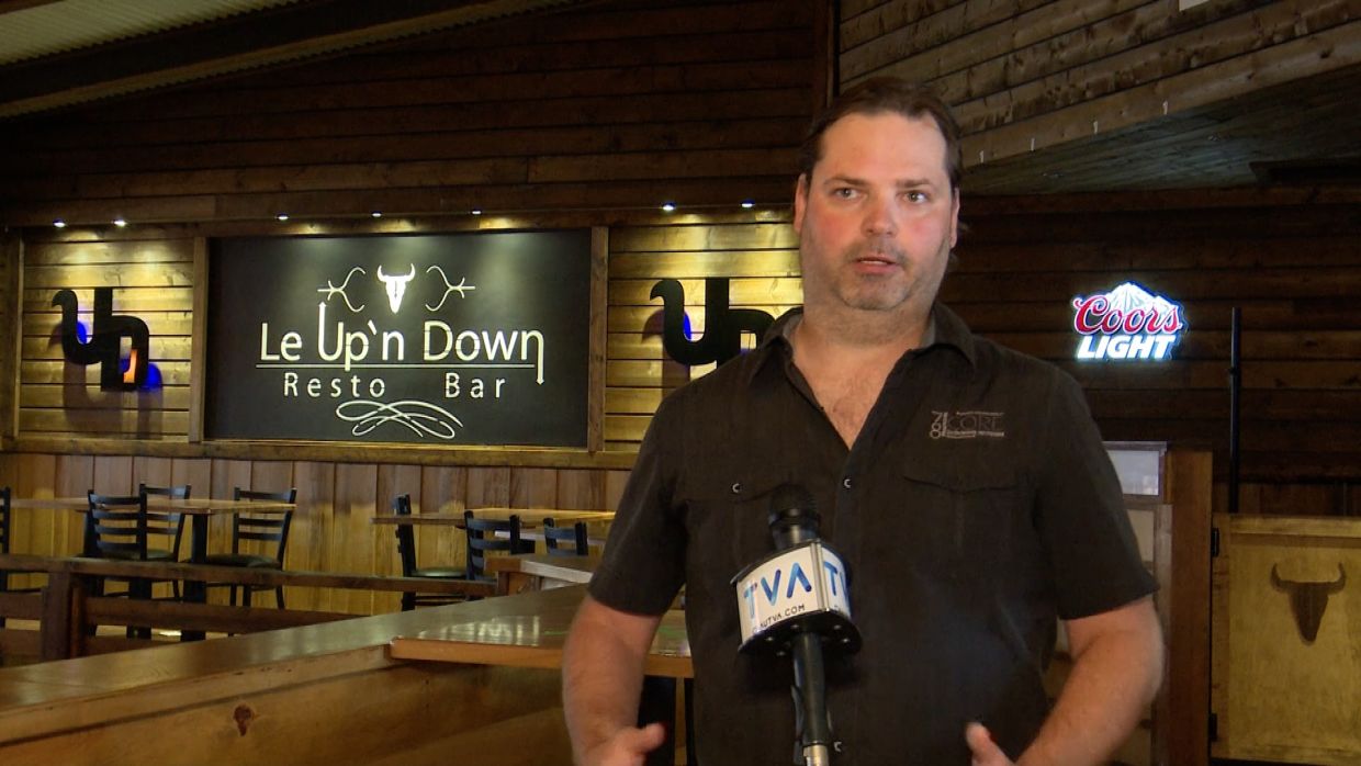 Le propriétaire du Up'n Down, Jessy Lajeunesse, à Tracadie.