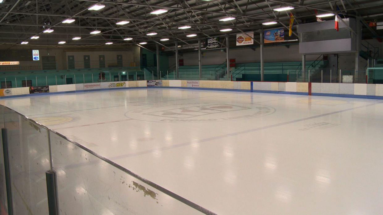 Edmundston réouverture de l'Aréna de SaintBasile TVA CIMT CHAU