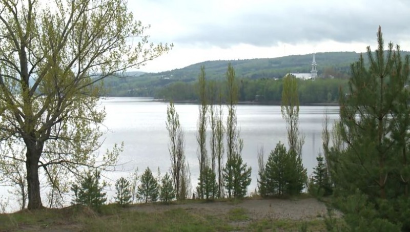 Washing watercraft for the health of Lake Pohénégamook