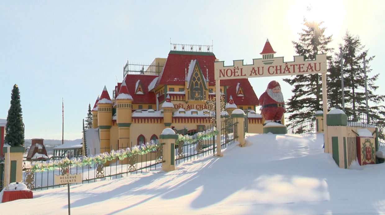 Le Chateau De Noel En Vente A 1 5m Tva Cimt Chau