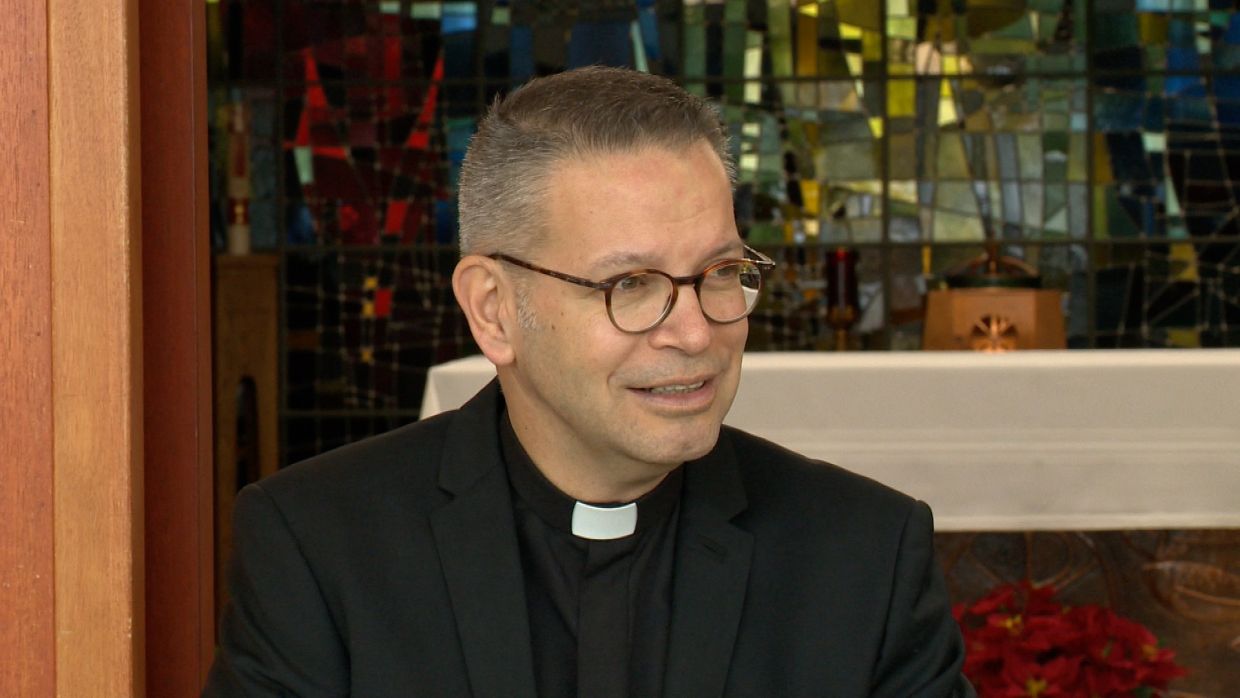 Le nouvel évêque de SainteAnnedeLaPocatière rencontre la presse