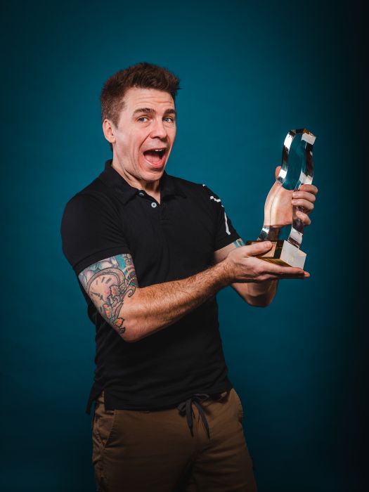 Crédit: Summit Award